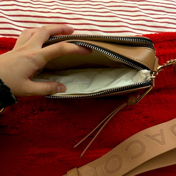 Marc Jacob’s (Rare) Nano Snapshot Charm Bag - Picture 7 of 8